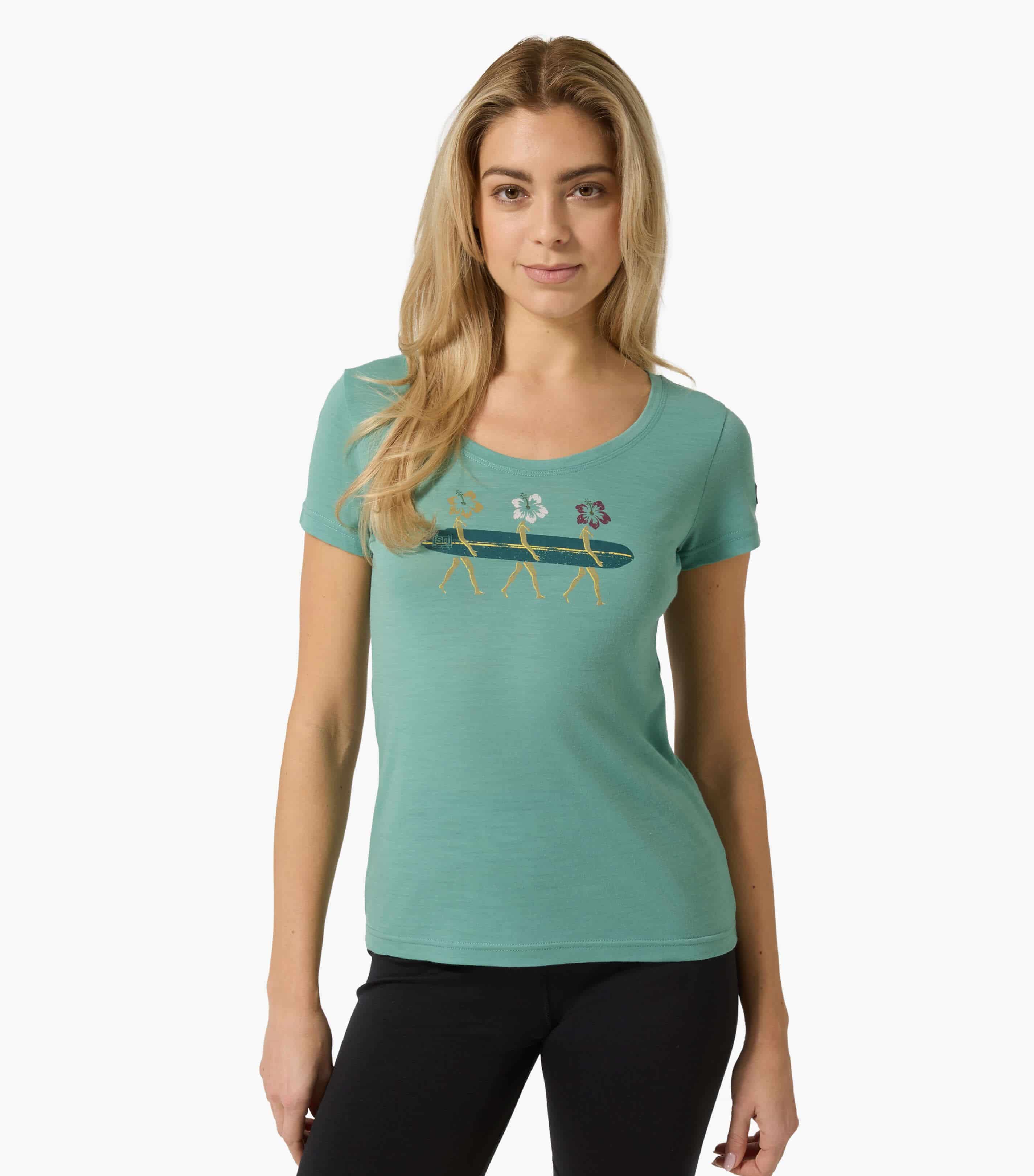SURFING FLOWERS TEE