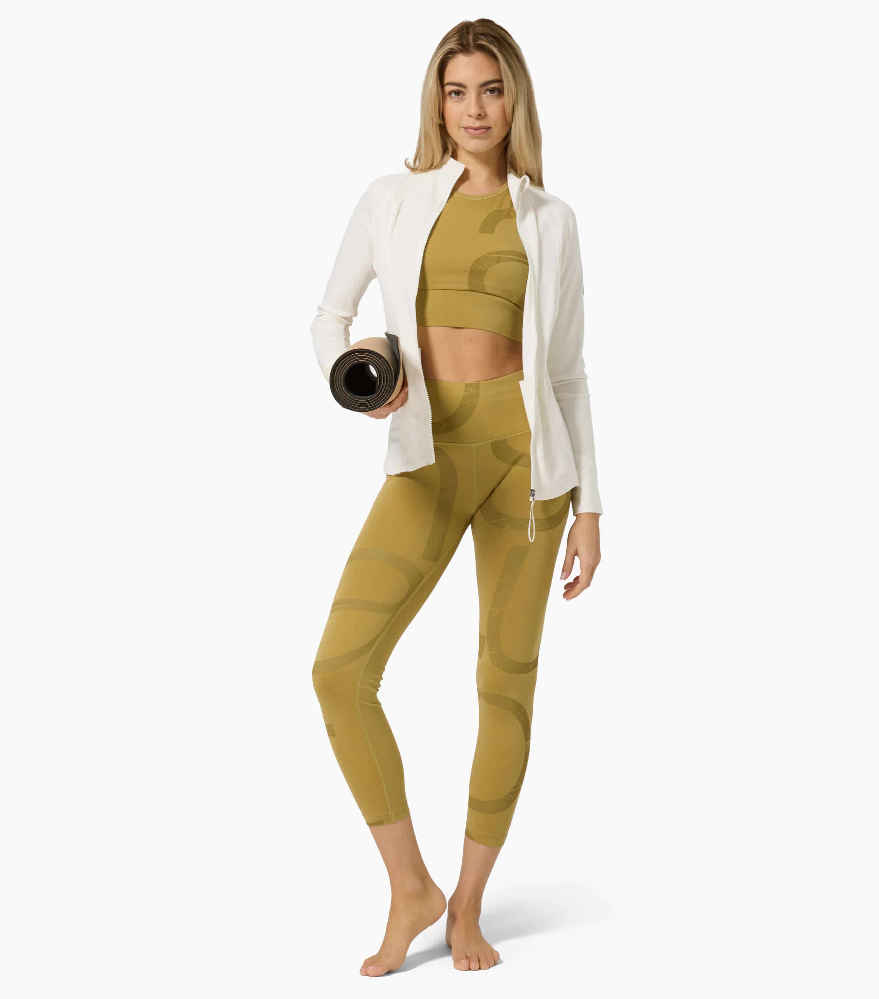 MOVEMENT JACKET