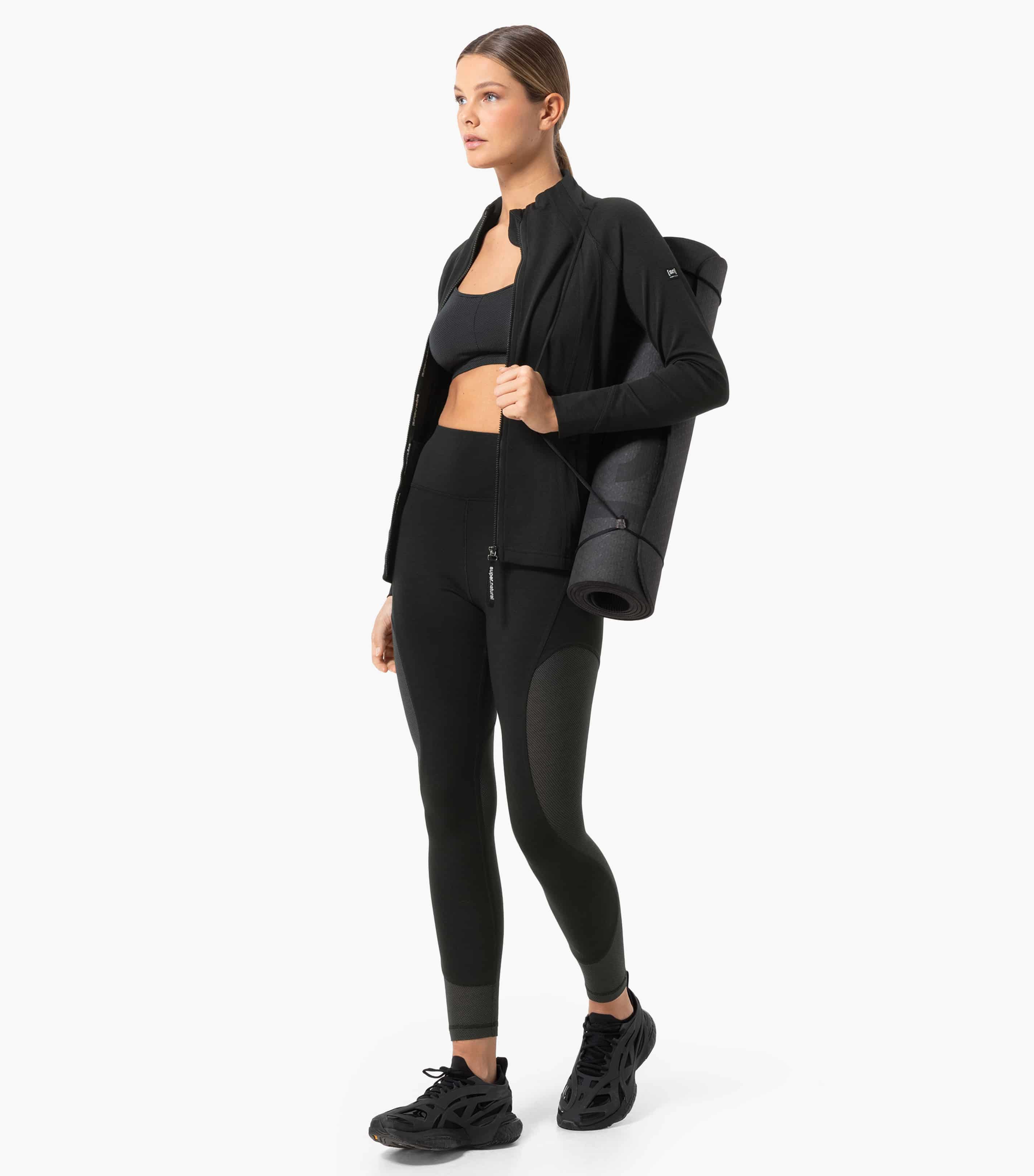MOVEMENT JACKET