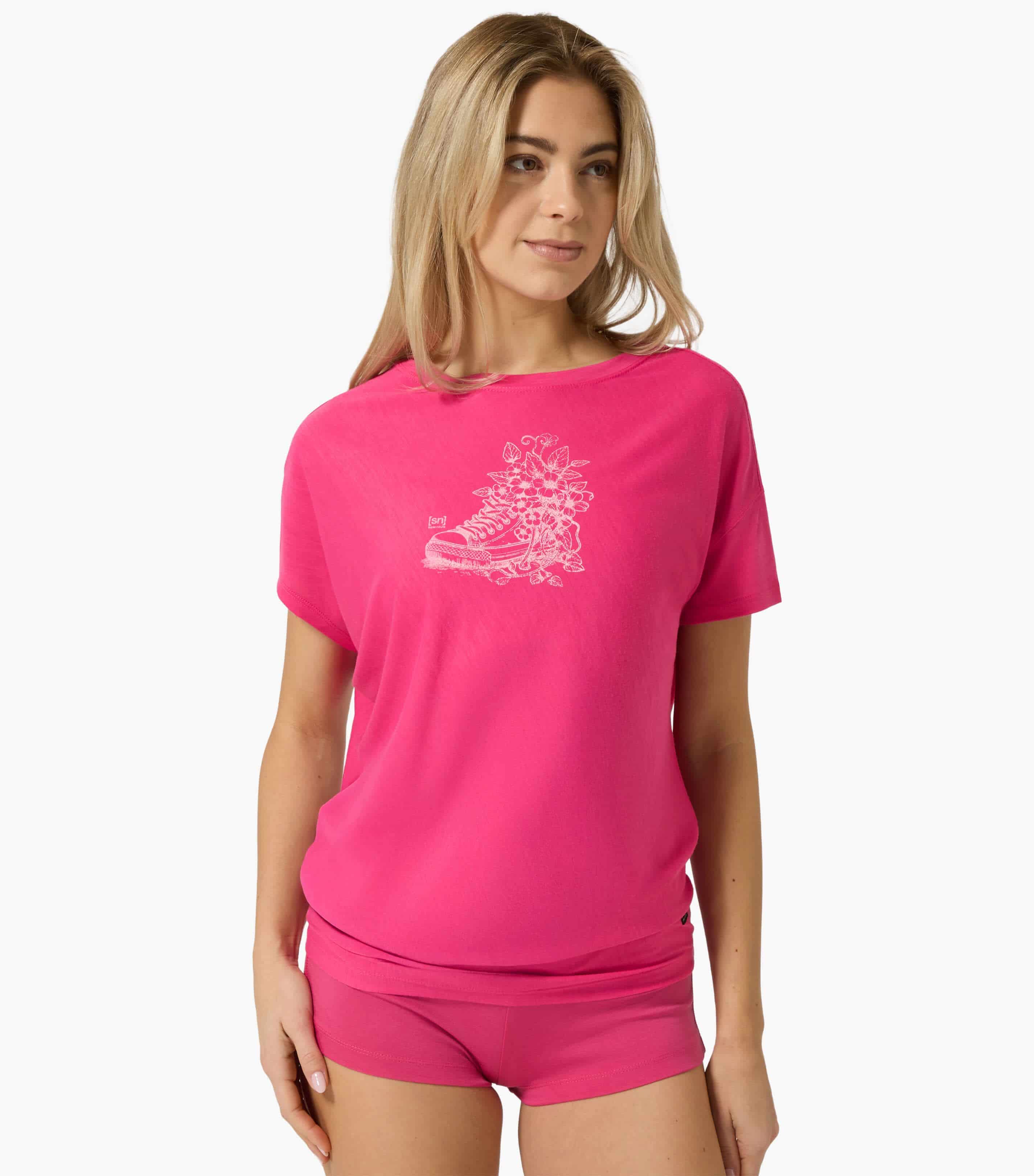 FLOWER SNEAKERS LOOSE TEE