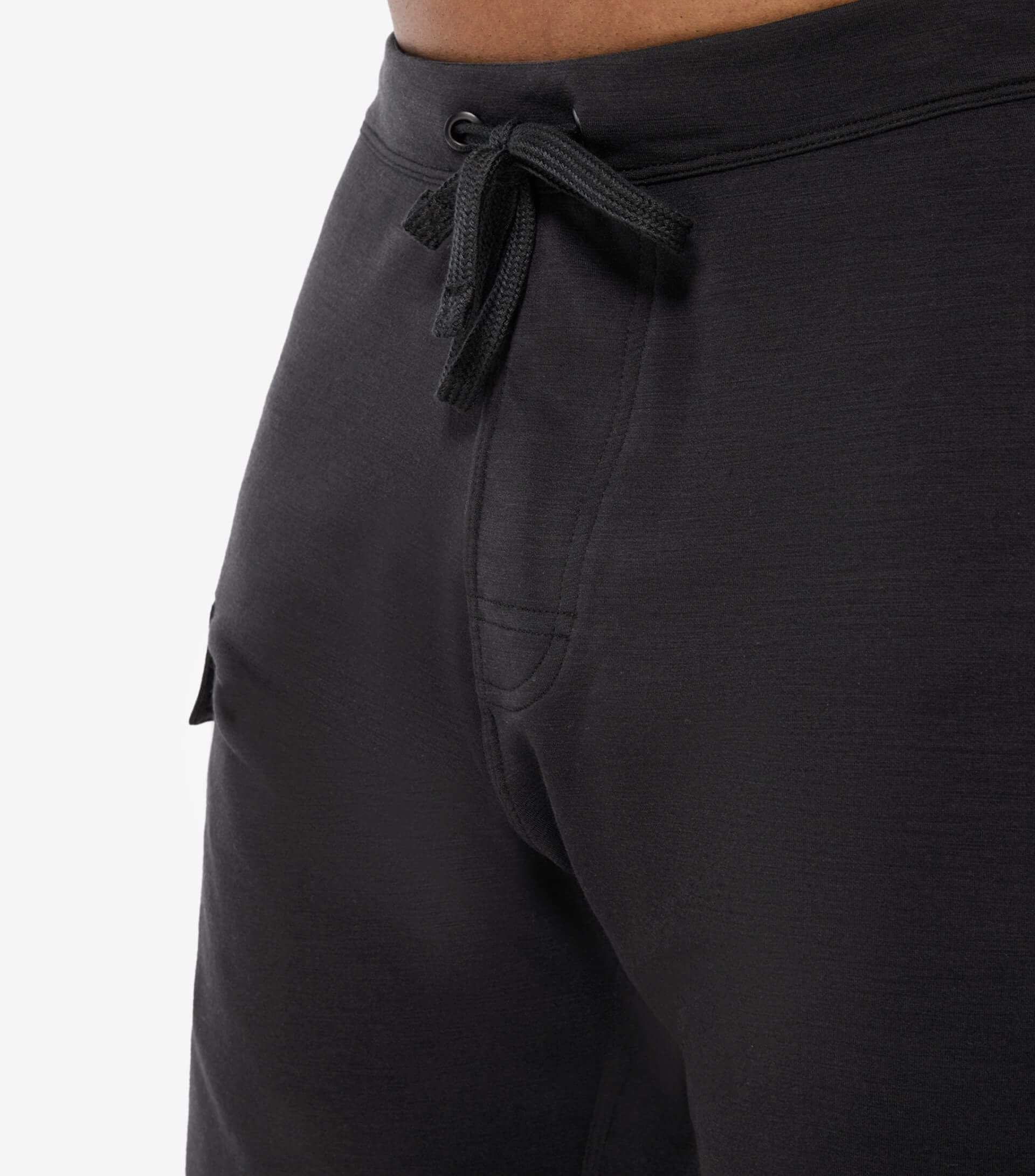 UNIVERSAL SHORTS