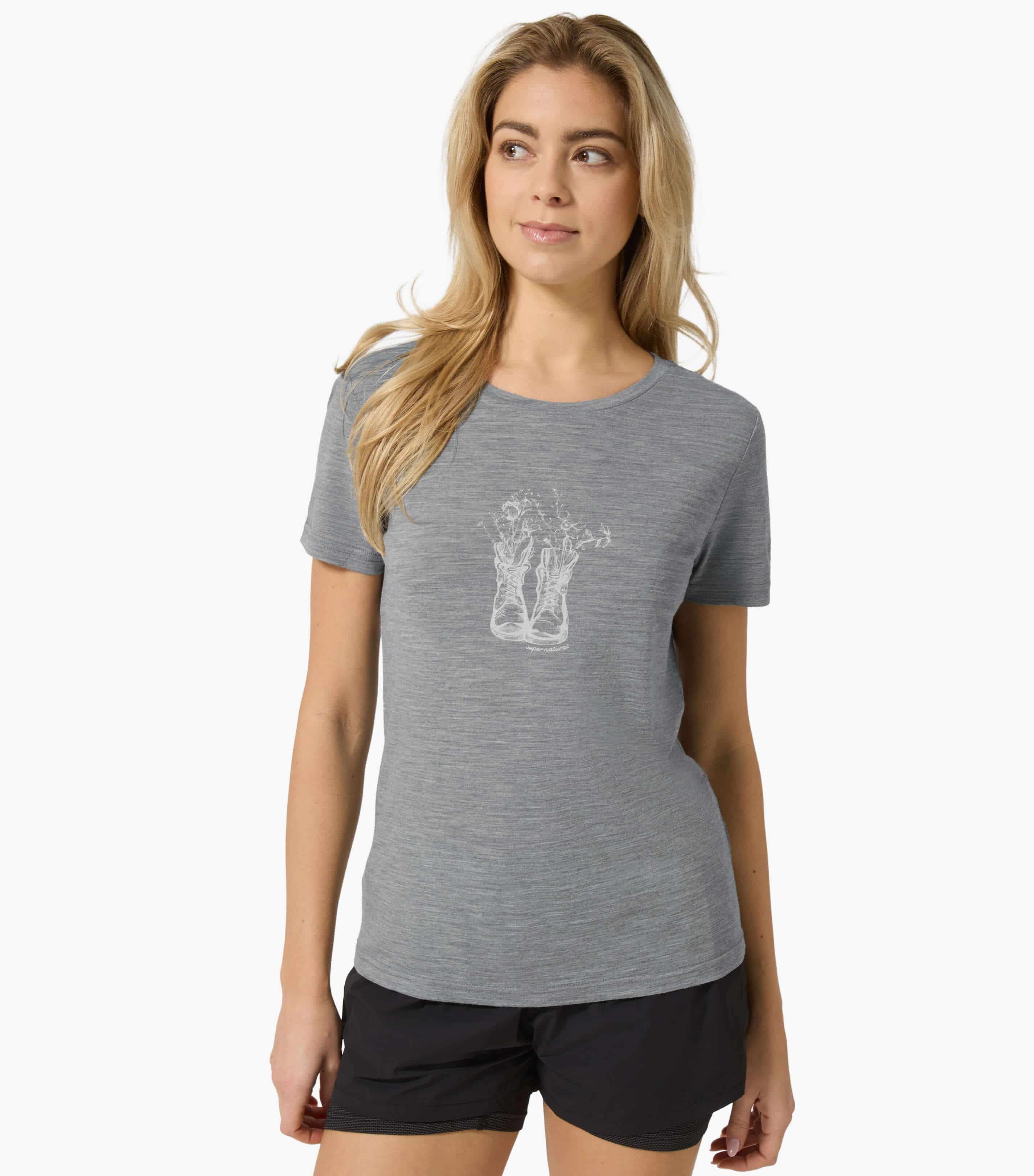 FLOWER BOOTS TEE