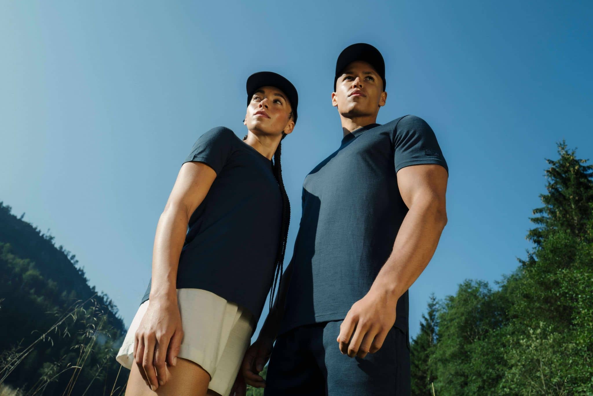 Couple_outdoor_blue_2k_opt