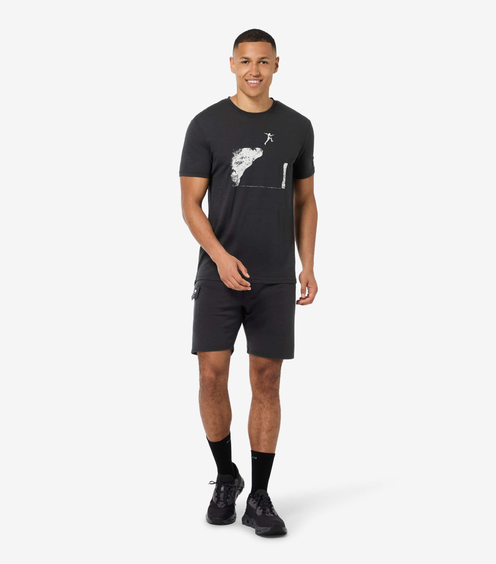 UNIVERSAL SHORTS